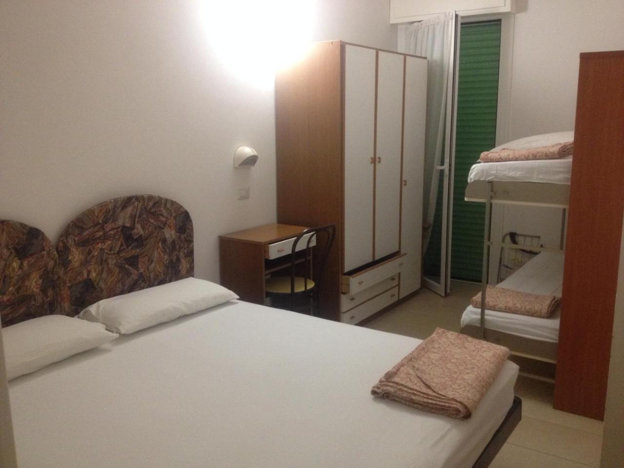 Residence Andrea Doria Cervia Exterior photo